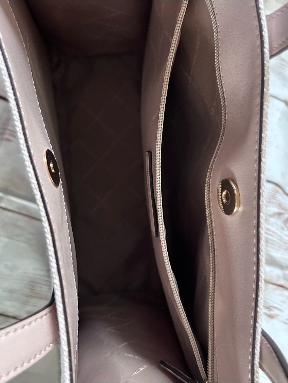 Michael Kors Large Signature Logo Tote with Branded Strap Blush Pink NWOT - Picture 7 of 12